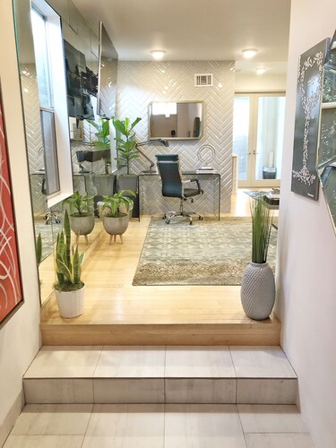 Ylellinen majatalo West Hollywoodissa