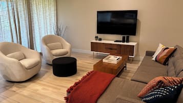 Smart TV, fireplace, DVD player