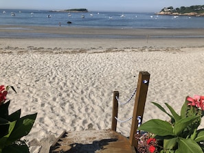 On the beach, sun-loungers, beach towels - Stunning Views from Beachfront House in Manchester-by-the-Sea! (Manchester-by-the-Sea)