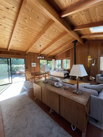 Jughandle Coast Vacation Home