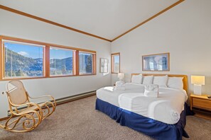 4 bedrooms, iron/ironing board, travel cot, free WiFi