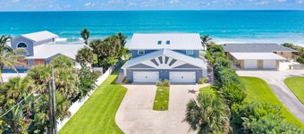 Direct Oceanfront Heavenly Retreat