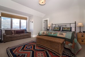 4 Schlafzimmer, Zimmersafe, Bügeleisen/Bügelbrett, Reisekinderbett