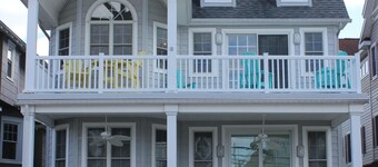 ¡Bonita casa!  Ubicación perfecta! 1 cuadra de playa y paseo marítimo! 