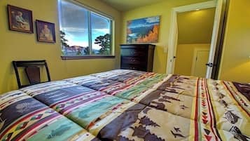 4 bedrooms, iron/ironing board, travel crib, free WiFi