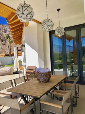 Outdoor dining