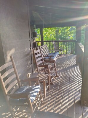 Property grounds - Enjoy 2 Vacations In One @ Douglas Lake Resort Hot Tub on the Deck Wifi (Sevierville)