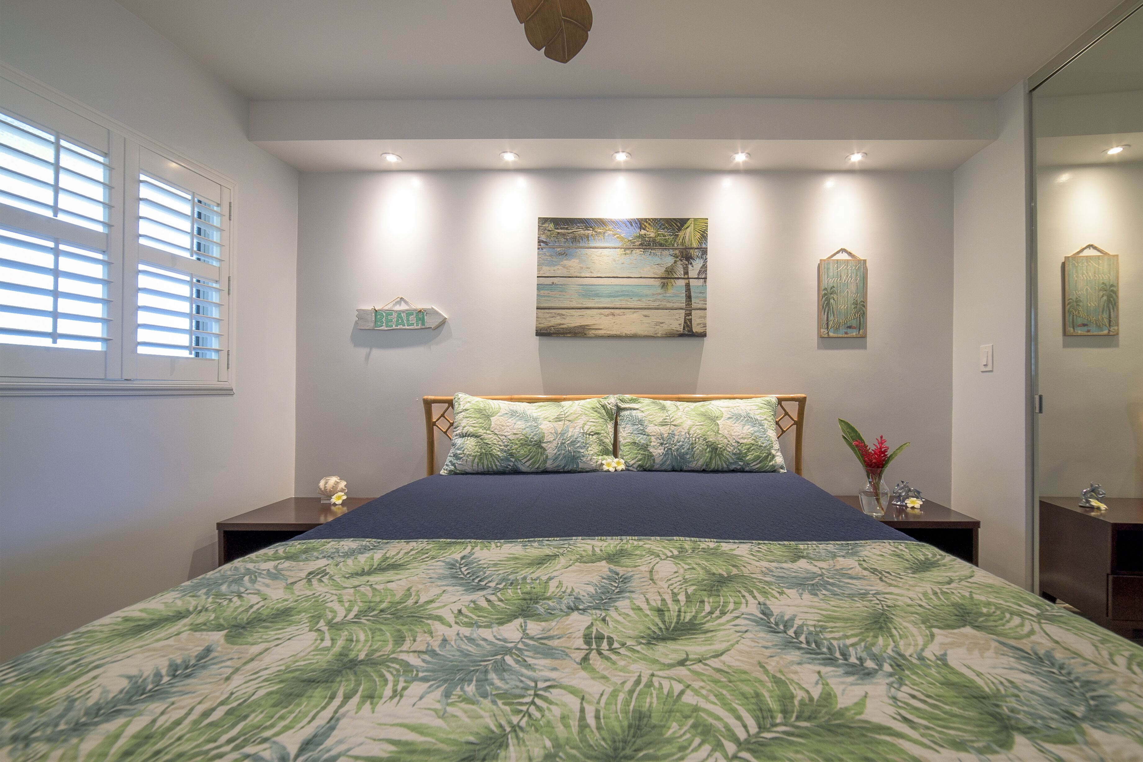 1 bedroom, in-room safe, iron/ironing board, free WiFi