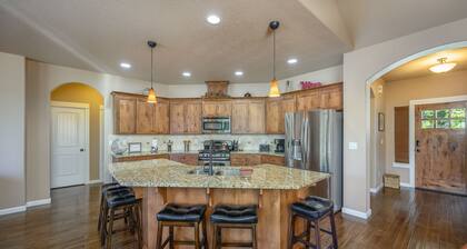 Discover Dundee Charm - New Lower Rates for Bookings Through April 2026