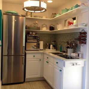 Fridge, microwave, oven, stovetop - Gorgeous Condo At Sapphire on St Thomas. Walk-in Level. Killer Island Views! (St Thomas)
