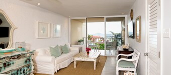 Splendido condominio a Sapphire a St Thomas. Walk-in Level. Killer Island Views!