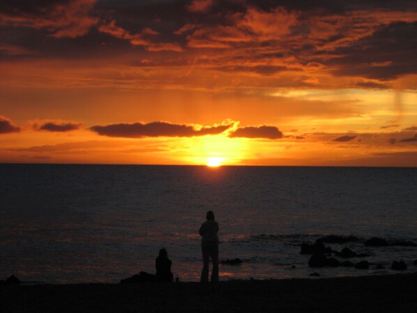 Beach nearby, sun loungers, beach towels - SPRING into the ideal getaway on balmy, blissful Maui! (Kihei)