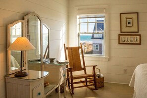 4 camere, ferro/asse da stiro, Wi-Fi gratuito, lenzuola