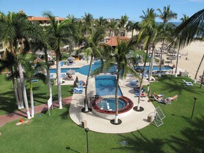 Outdoor pool, a heated pool - Ground Floor, Oceanview And Oceanfront (San Jose del Cabo)