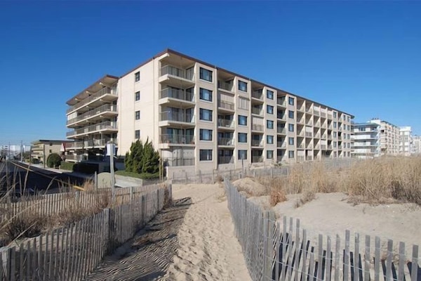 View of Diamond Beach from beach