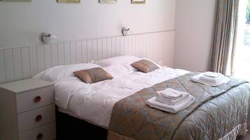 2 chambres, bureau, fer et planche Ă repasser, Wi-Fi