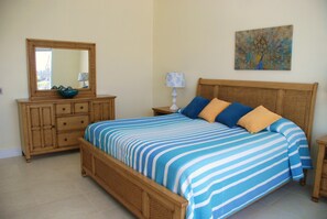 4 Schlafzimmer, Bügeleisen/Bügelbrett, Reisekinderbett, WLAN