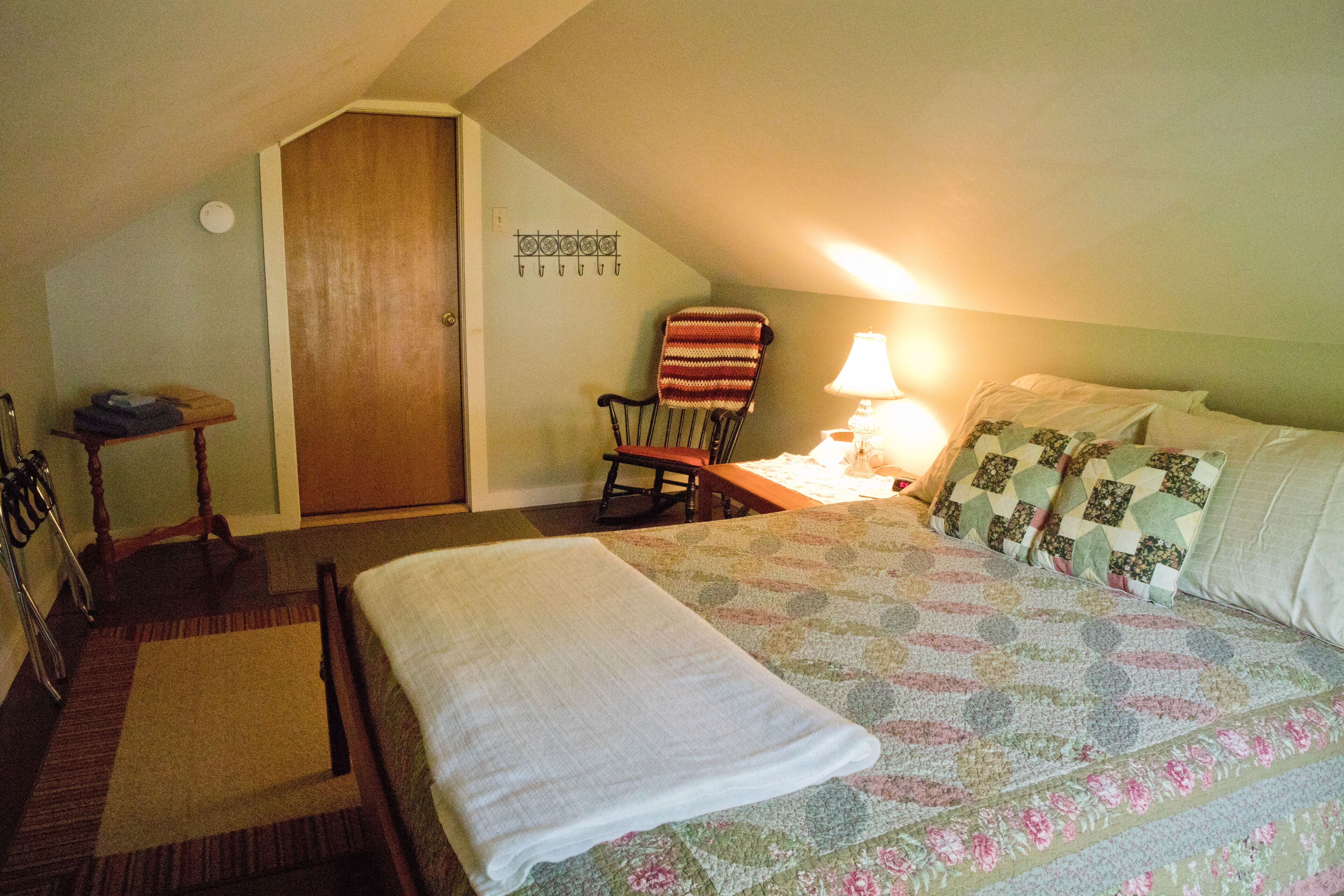 3 dormitorios, tabla de planchar con plancha, wifi gratis y ropa de cama