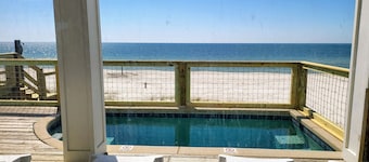 Vackra Beach Front Home! 5 bäddar / 4. 5 bad!
