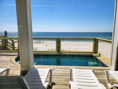 Now booking Fall 2025 &Summer 2026! Lux 5 BR GulfFront Slps 16 – Priv Pool+Beach