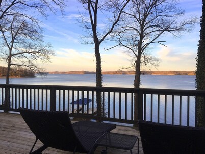 Ky Lake Unique Stone Cottage  -  On-Site Boat Rentals with Private Dock 