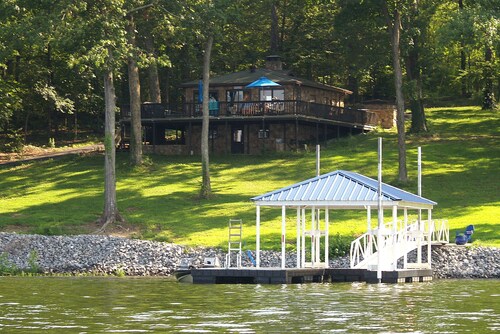 Ky Lake Unique Stone Cottage  -  On-Site Boat Rentals with Private Dock 