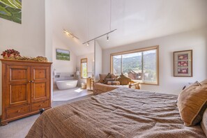 5 chambres, fer et planche à repasser, Wi-Fi, draps fournis