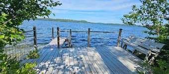 Lake Sunapee Cozy Cottage - Blodgett Landing