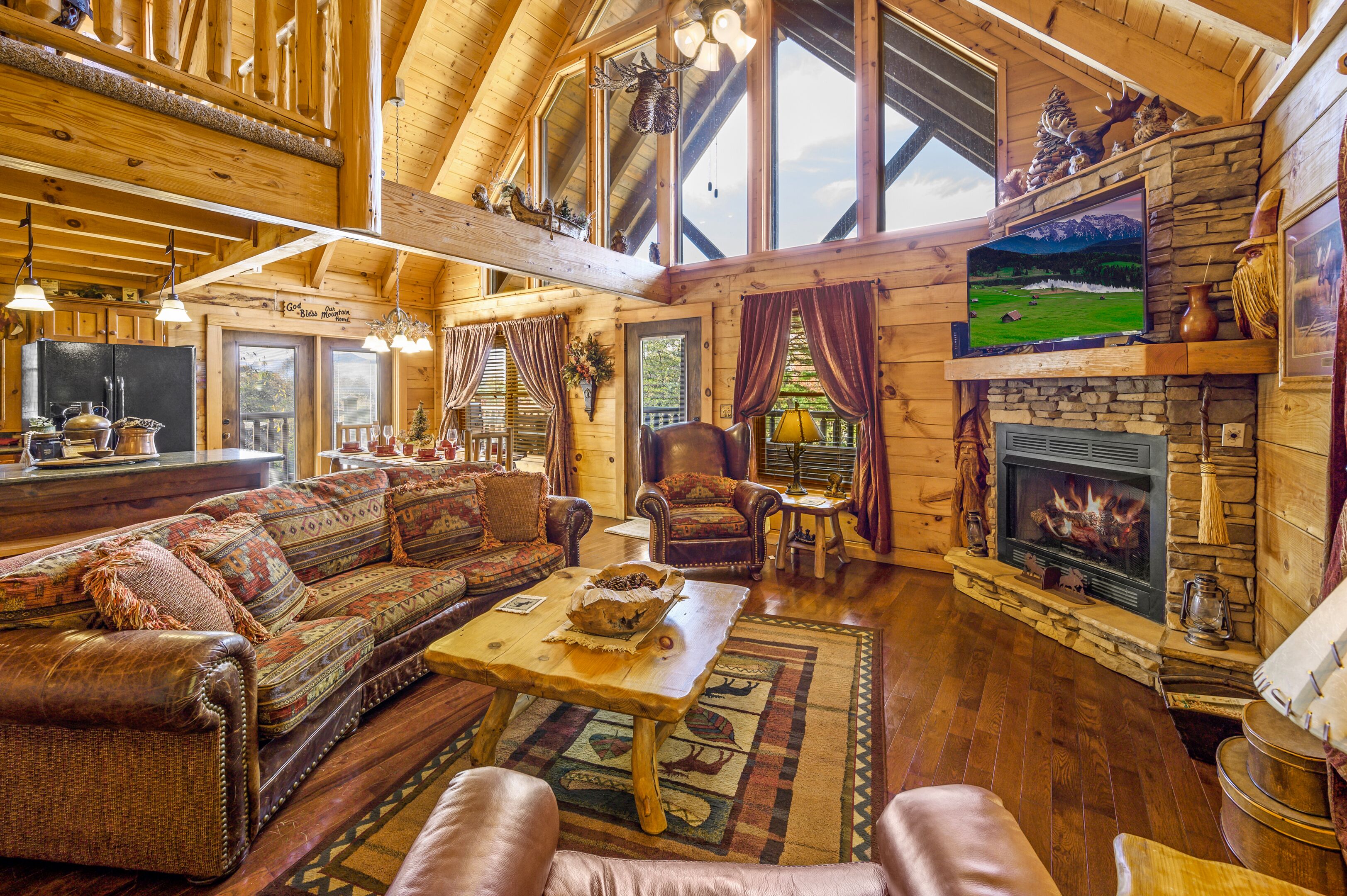 Älytelevisio, takka, videopelejä, DVD-soitin