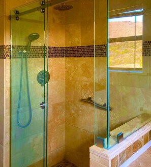 Shower, hair dryer, towels - Big Bend Getaway: Classic Adobe with Modern Flair (Terlingua)