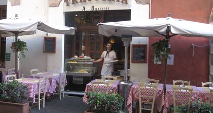 SPECIAL OFFER - in the Heart of ancient Rome