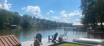 Lake Hamilton Lakefront Retreat--Spacious & Stylish, National Park Views, Kayaks