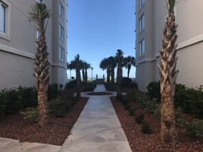 Property grounds - Crescent Shores South Tower…Aug 30-Sep 4 Labor Day Special..Sept Weeks Reduced (North Myrtle Beach)