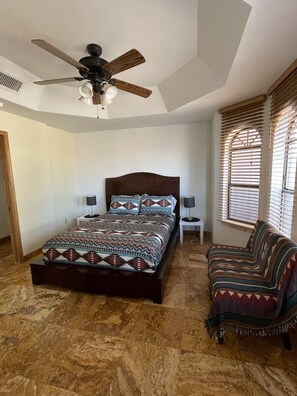 4 bedrooms, desk, iron/ironing board, travel crib