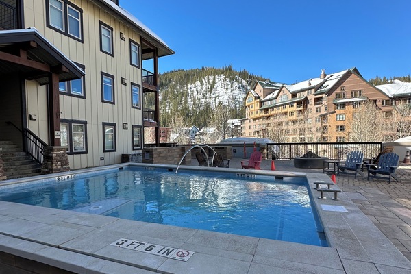Newly built outdoor hot tub to relax your tired muscles. Open year round.