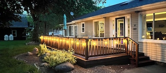 Nyoppdatert hytte med STOR beliggenhet - gangavstand