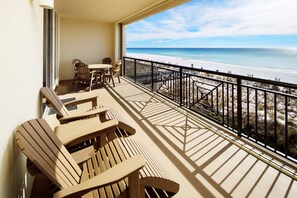 Property grounds - Bella Riva 202 • Luxury 4 BR, 3rd Floor, Beachfront, Pool, Hot Tub, Free Beach Service (Fort Walton Beach)