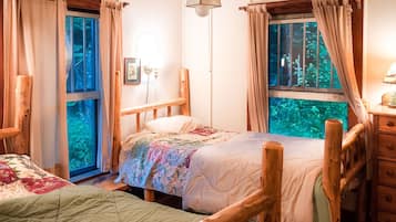 3 bedrooms, bed sheets