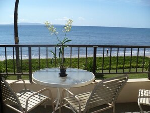 Outdoor dining - Oceanfront at Sugar Beach Resort - #226 (Kihei)