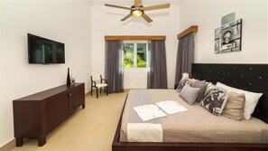 6 Schlafzimmer, BĂŒgeleisen/BĂŒgelbrett, WLAN, BettwĂ€sche