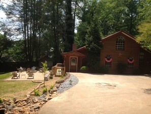 Our driveway, enough room for 5-6 cars