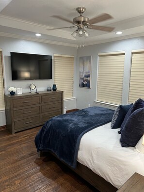 4 bedrooms, free WiFi, bed sheets