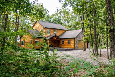 Boyne Mountain Log Home