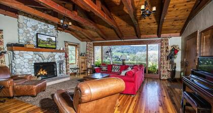 Gorgeous Rustic Ranch House & Farm Stay on 955 acre Ranch & Berry Farm-Sleeps 15