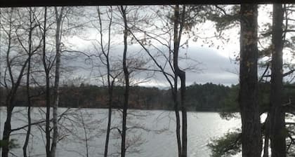 Bass Lk~Eagle River~Level to Water~Beautiful Sand Beach Front