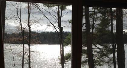 Bass Lk~Eagle River~Level to Water~Beautiful Sand Beach Front