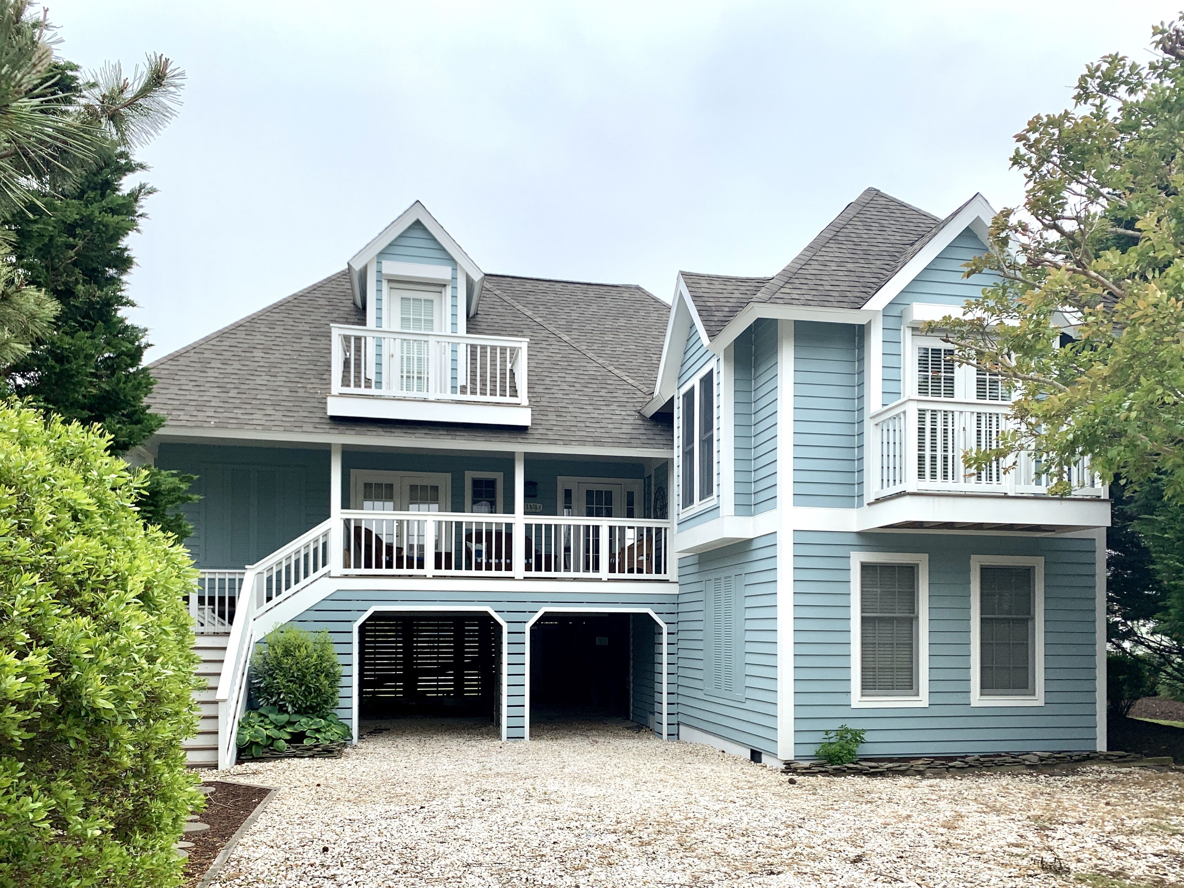 Cape Shores: Lewes Bay beach, pool, fishing pier, tennis/ pickleball courts