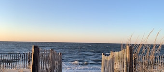 CAPE SHORES: PLAGE, PISCINE, PIERRE DE PÊCHE ET TENNIS