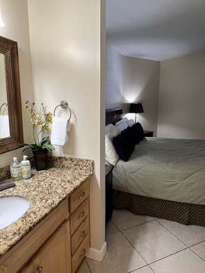 1 quarto, ferros/tábuas de passar roupa, Wi-Fi, roupa de cama