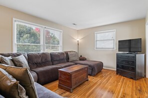 Smart TV, DVD player